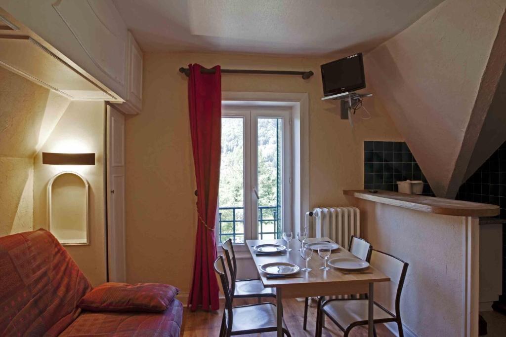Hotel Et Residence Des Bains Vic-sur-Cère Cameră foto